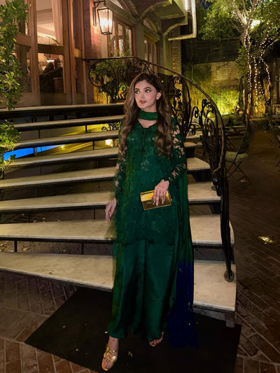 Peacock Ombré Set
