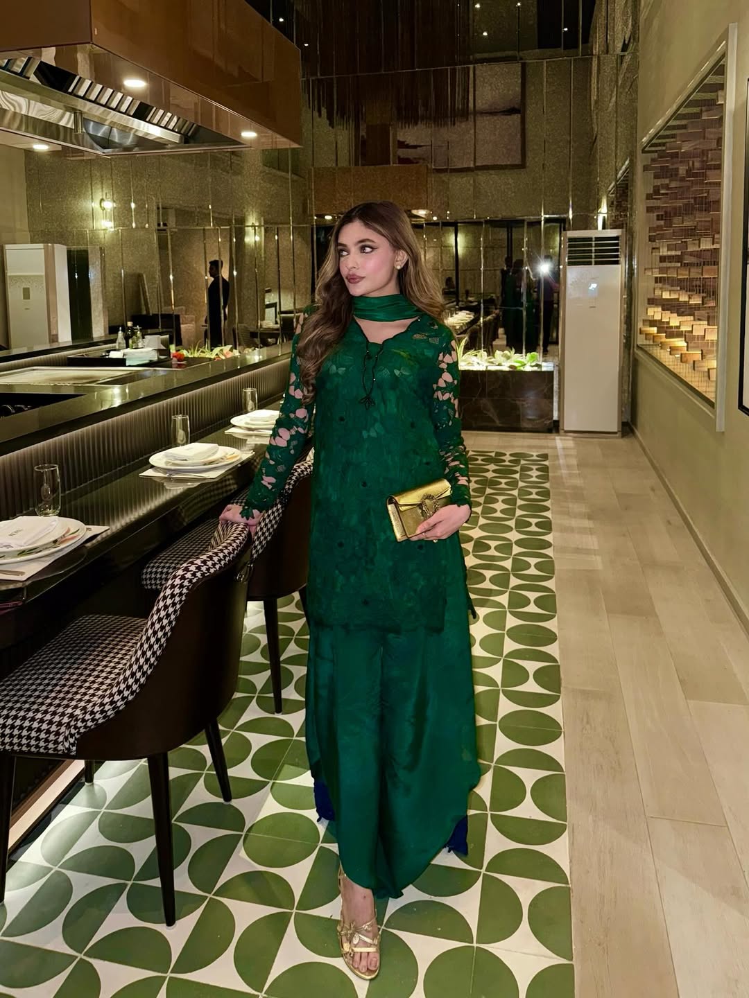 Peacock Ombré Set