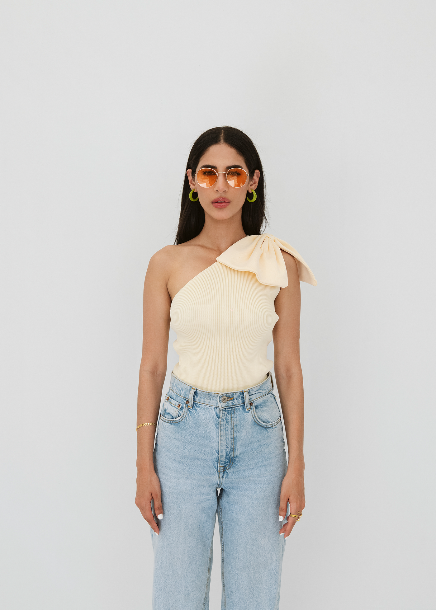 CREAM BIG BOW TOP