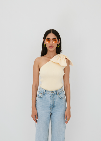 CREAM BIG BOW TOP